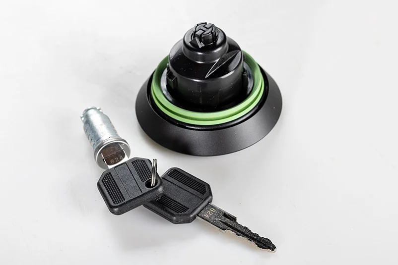 LOCKING FUEL CAP ASSY-BLACK - Image 3